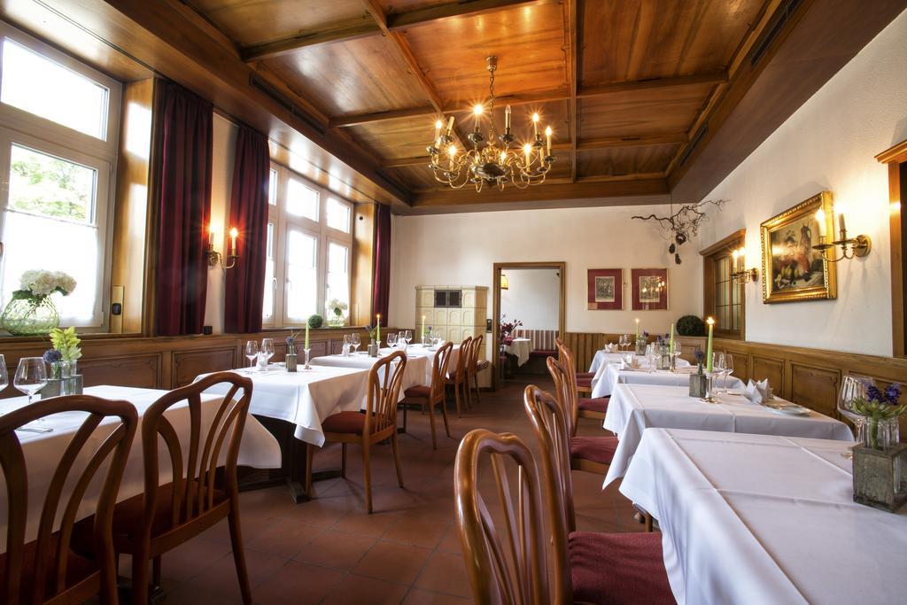 Hotel Krone Niefern-Öschelbronn Zewnętrze zdjęcie